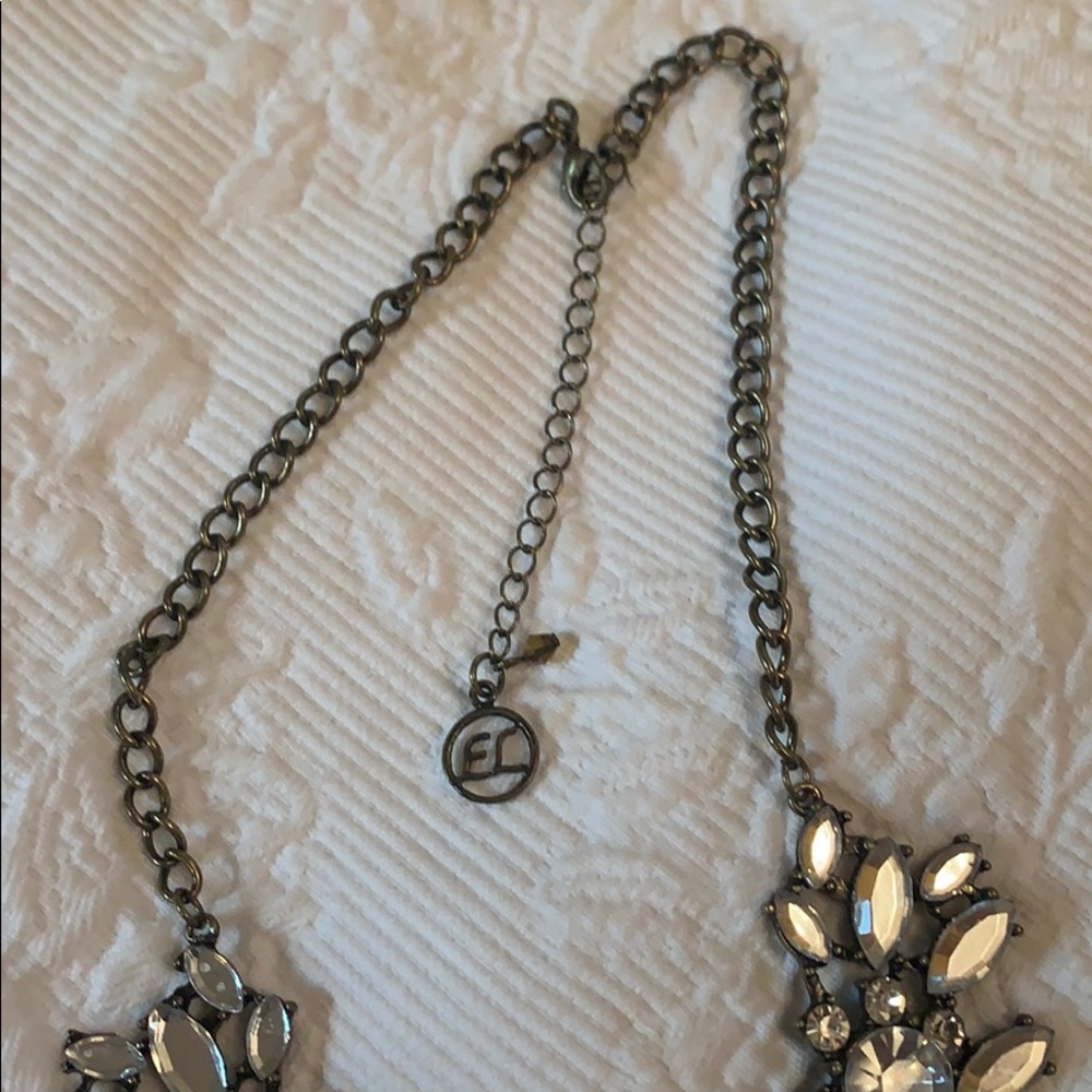 Beautiful statement necklace - Picture 3 of 3